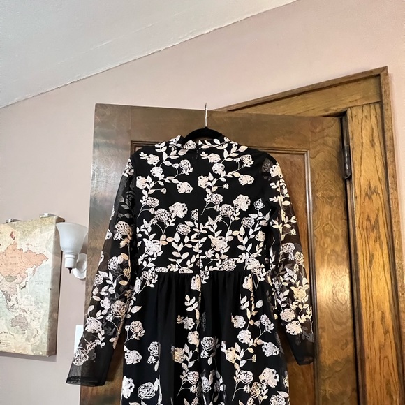 Black Metallic Floral VINTAGE mini dress - Picture 3 of 6